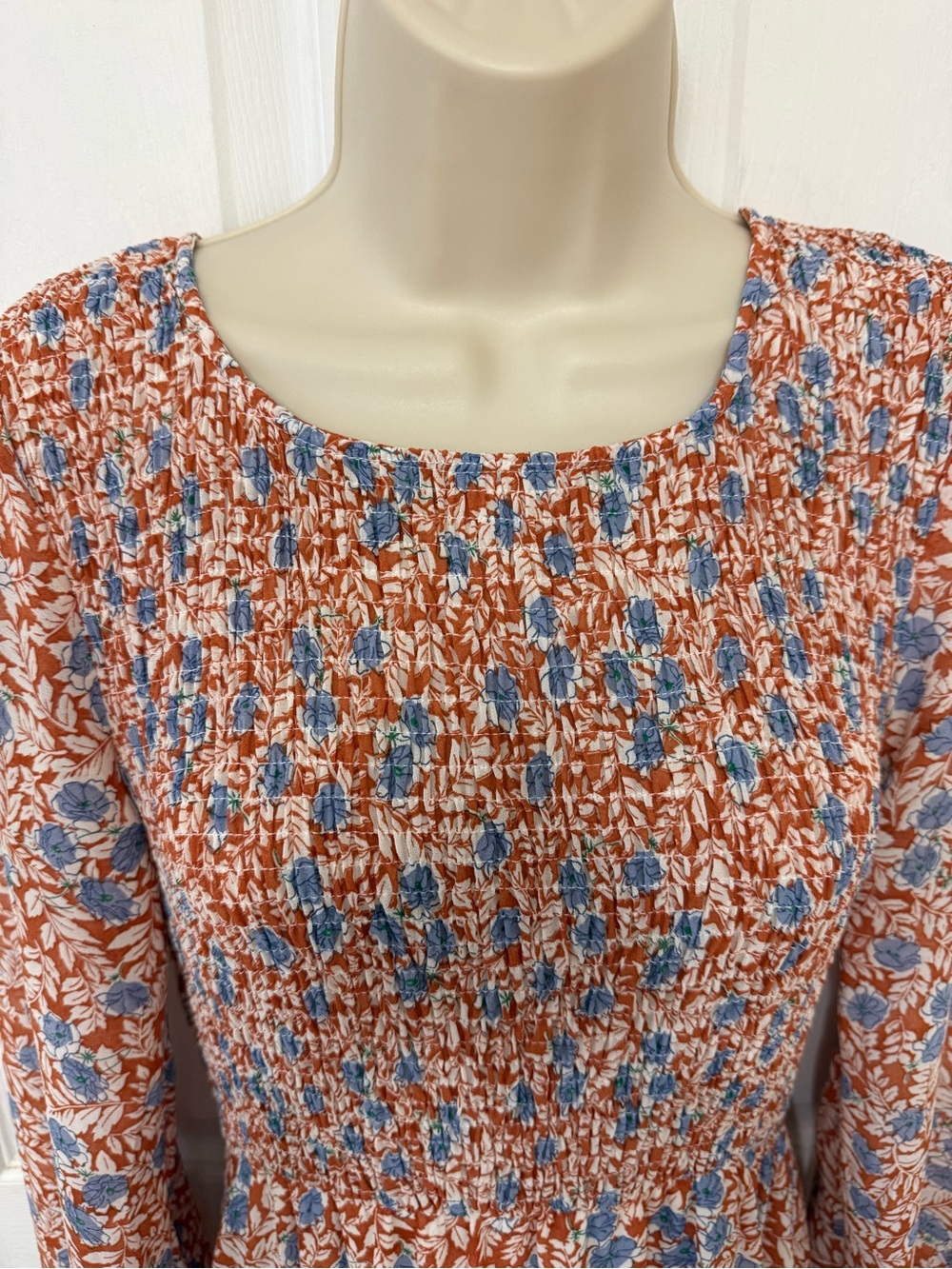 Carly Jean Los Angeles Floral Smocked Midi Dress Blue Rust Boho Small - Picture 5 of 13
